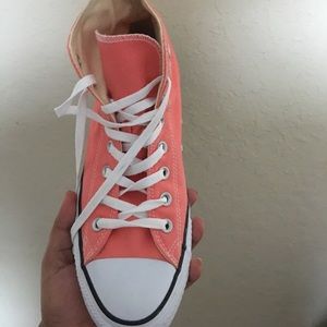 coral converse (NEVER WORN)